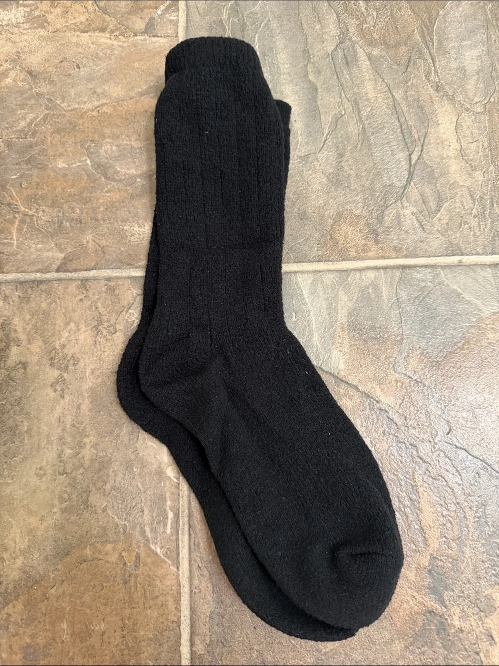 Women’s Soft Crew Socks 2-Pack - Black & Gray with Pink Cuff